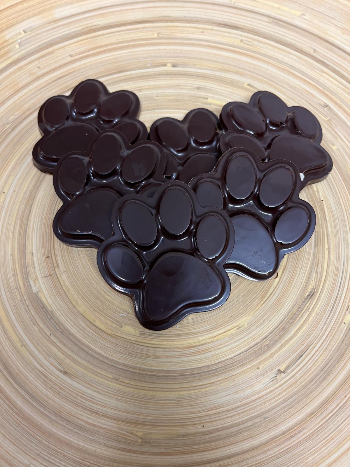 Hondenpootjes van chocolade 16 stuks