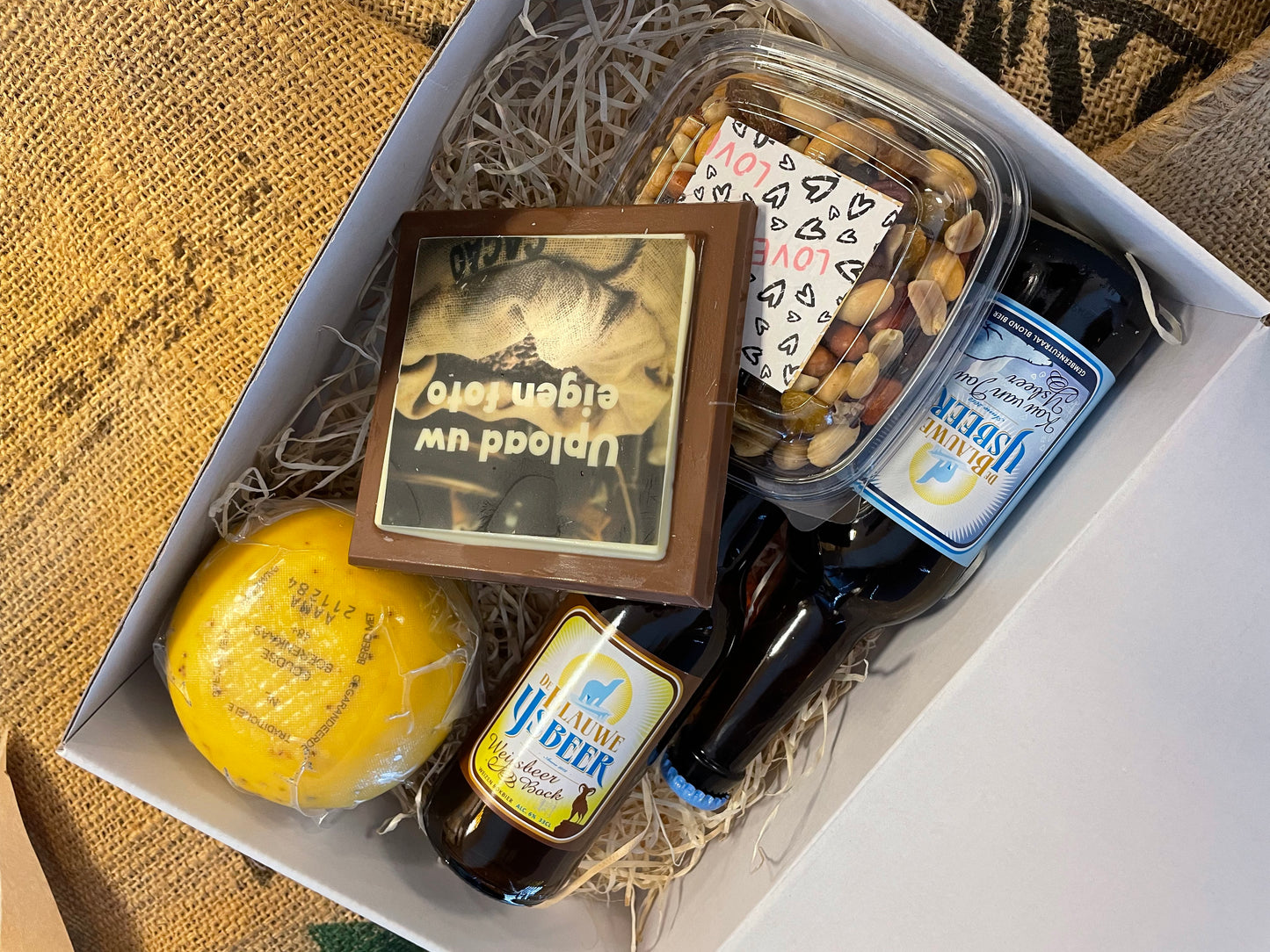 Foto chocolade - Bier - Noten & Kaas