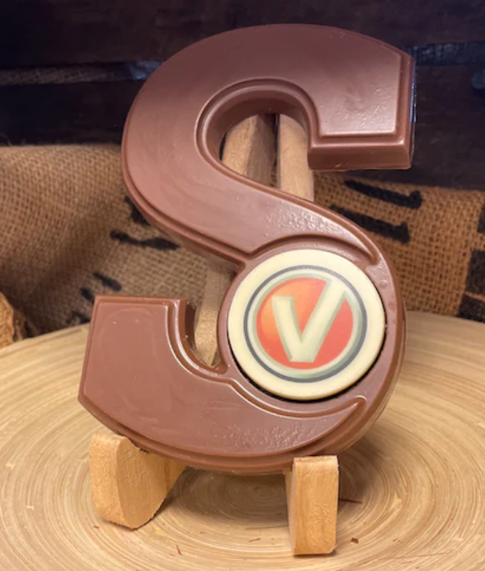 Chocoladeletter Chocoladeletters met logo | Ambachtelijk en vanaf 1 exemplaar ...